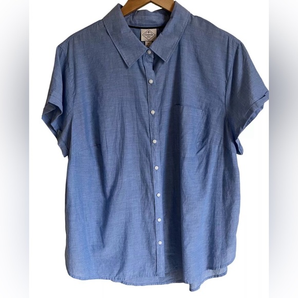 St. John's Bay Blue Button Down Shirt Classic Short Sleeve - Picture 1 of 5